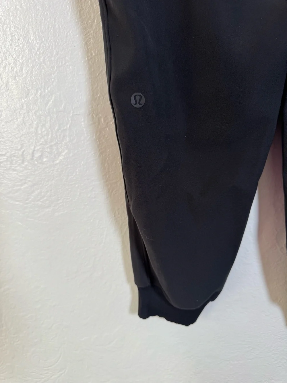 Lululemon On The Fly Jogger